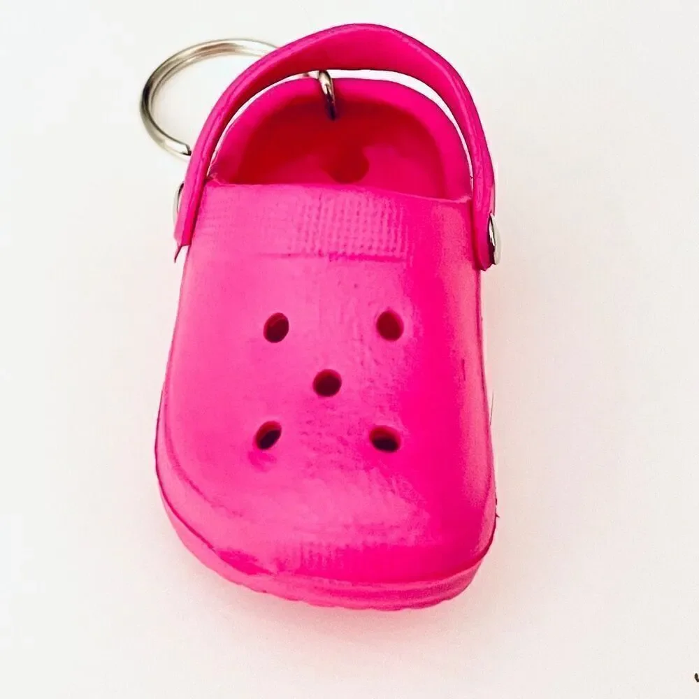NWT Gorgeous Hot Pink Plastic & Silver hardware Metal Sandals Keyring Key holder